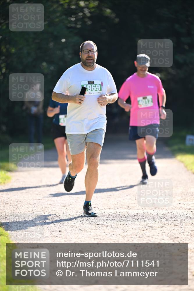 22.09.2024 - 32. Volkslauf durch das schöne Alstertal Dr. Thomas Lammeyer http://msf.ph/oto/7111541 22.09.2024 10:53:14 Laufen 969, 4012 meine-sportfotos.de