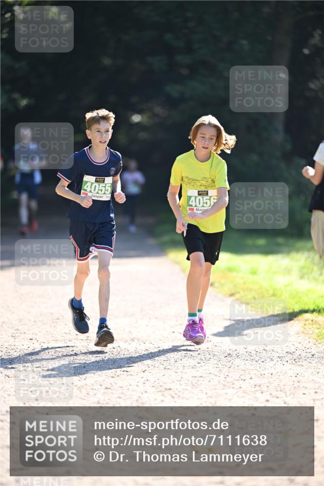22.09.2024 - 32. Volkslauf durch das schöne Alstertal Dr. Thomas Lammeyer http://msf.ph/oto/7111638 22.09.2024 10:53:32 Laufen 4055, 4056 meine-sportfotos.de