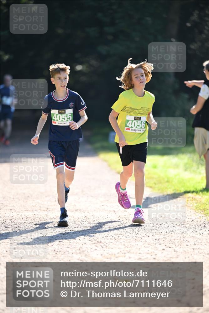 22.09.2024 - 32. Volkslauf durch das schöne Alstertal Dr. Thomas Lammeyer http://msf.ph/oto/7111646 22.09.2024 10:53:32 Laufen 4055, 4056 meine-sportfotos.de