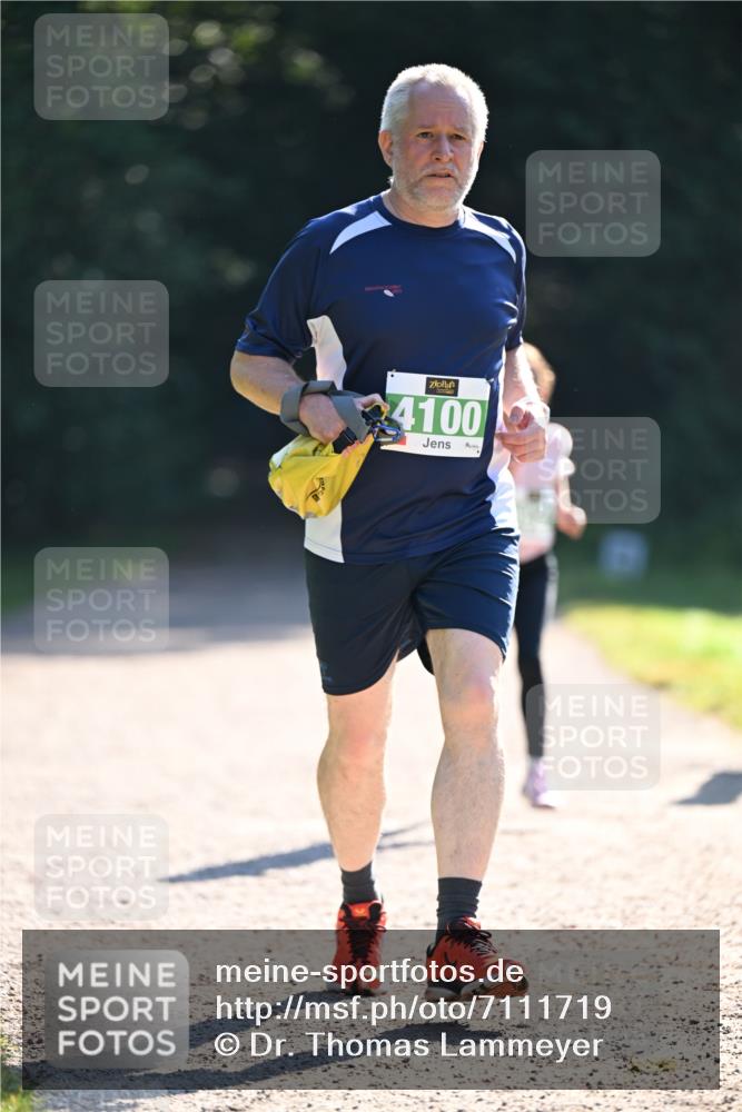 22.09.2024 - 32. Volkslauf durch das schöne Alstertal Dr. Thomas Lammeyer http://msf.ph/oto/7111719 22.09.2024 10:53:42 Laufen 4100 meine-sportfotos.de