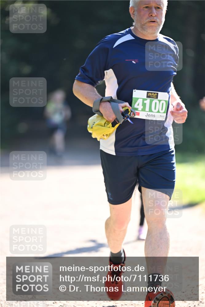 22.09.2024 - 32. Volkslauf durch das schöne Alstertal Dr. Thomas Lammeyer http://msf.ph/oto/7111736 22.09.2024 10:53:43 Laufen 4100 meine-sportfotos.de
