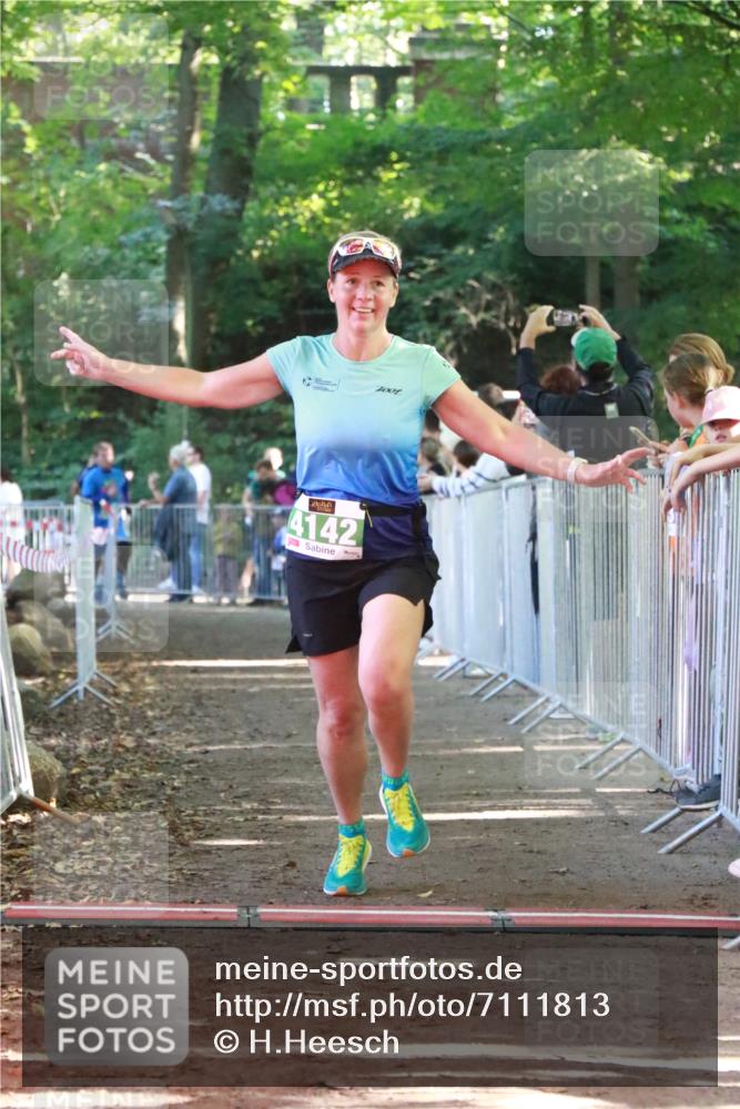22.09.2024 - 32. Volkslauf durch das schöne Alstertal H.Heesch http://msf.ph/oto/7111813 22.09.2024 10:55:06 Ziel 4142 meine-sportfotos.de