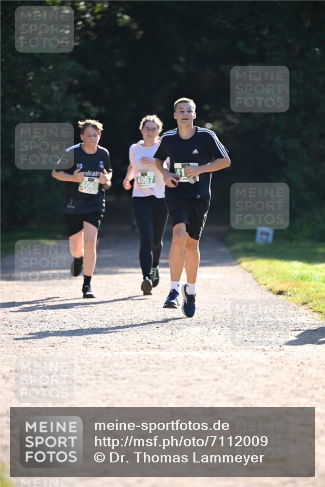 22.09.2024 - 32. Volkslauf durch das schöne Alstertal Dr. Thomas Lammeyer http://msf.ph/oto/7112009 22.09.2024 10:54:31 Laufen 4067, 4068 meine-sportfotos.de