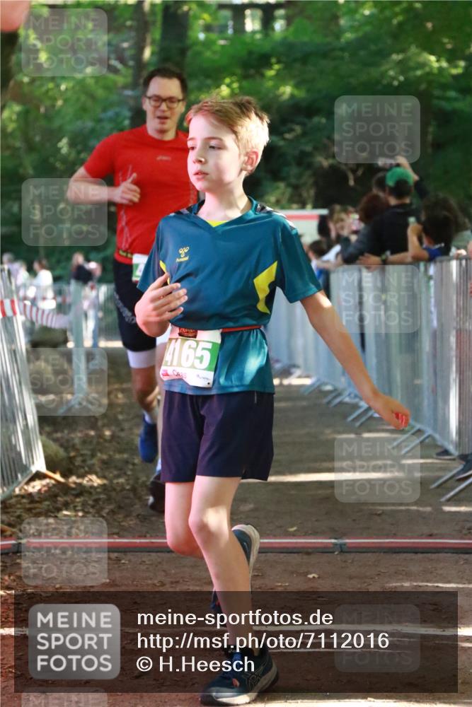 22.09.2024 - 32. Volkslauf durch das schöne Alstertal H.Heesch http://msf.ph/oto/7112016 22.09.2024 10:55:47 Ziel 4066, 4103, 4155, 4164, 4165 meine-sportfotos.de