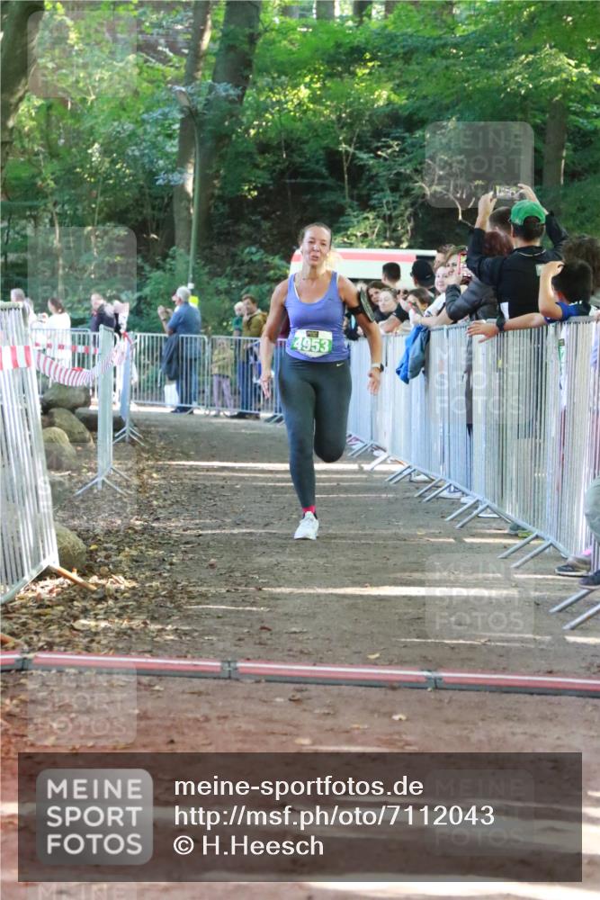22.09.2024 - 32. Volkslauf durch das schöne Alstertal H.Heesch http://msf.ph/oto/7112043 22.09.2024 10:55:54 Ziel 4164, 4953 meine-sportfotos.de