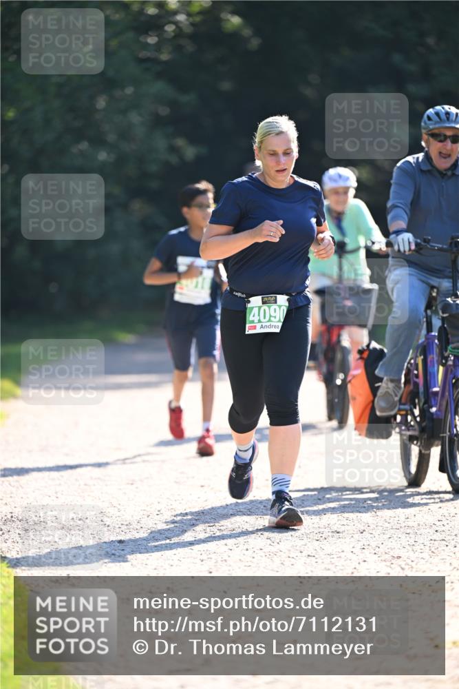 22.09.2024 - 32. Volkslauf durch das schöne Alstertal Dr. Thomas Lammeyer http://msf.ph/oto/7112131 22.09.2024 10:54:38 Laufen 4090 meine-sportfotos.de