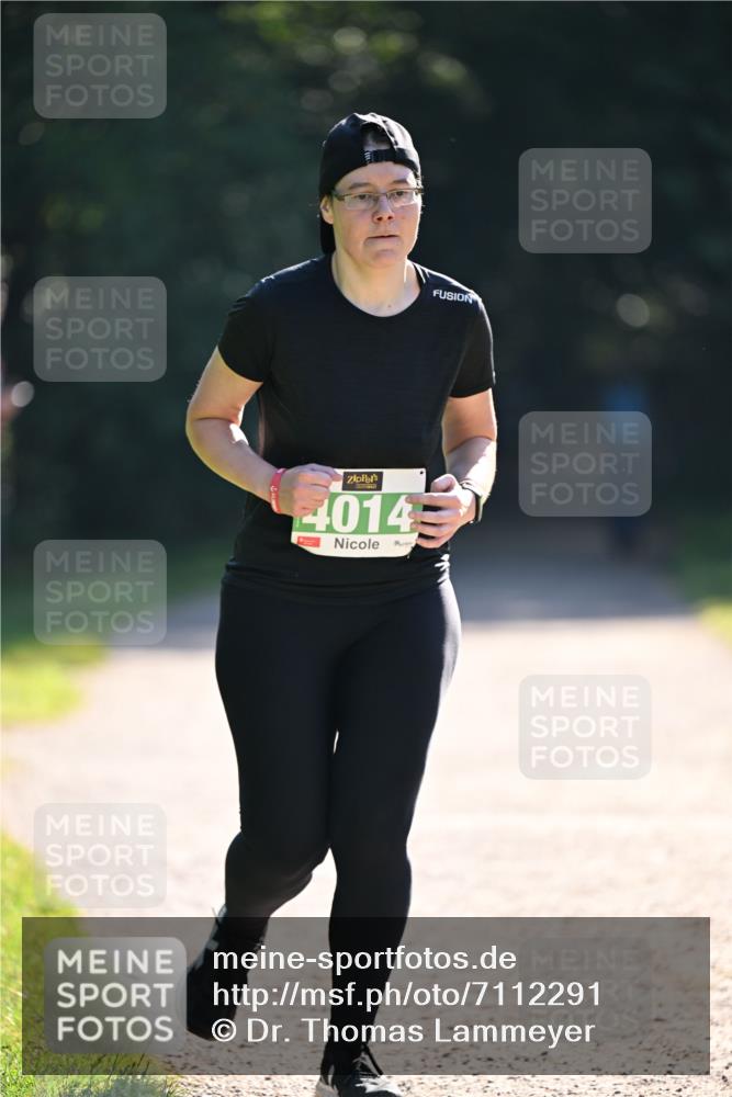 22.09.2024 - 32. Volkslauf durch das schöne Alstertal Dr. Thomas Lammeyer http://msf.ph/oto/7112291 22.09.2024 10:55:08 Laufen 4014 meine-sportfotos.de