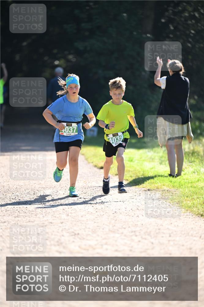 22.09.2024 - 32. Volkslauf durch das schöne Alstertal Dr. Thomas Lammeyer http://msf.ph/oto/7112405 22.09.2024 10:55:41 Laufen 037, 4039 meine-sportfotos.de