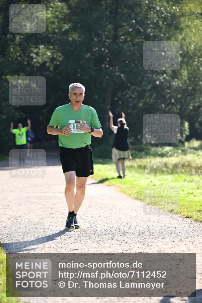 22.09.2024 - 32. Volkslauf durch das schöne Alstertal Dr. Thomas Lammeyer http://msf.ph/oto/7112452 22.09.2024 10:55:45 Laufen 41 meine-sportfotos.de
