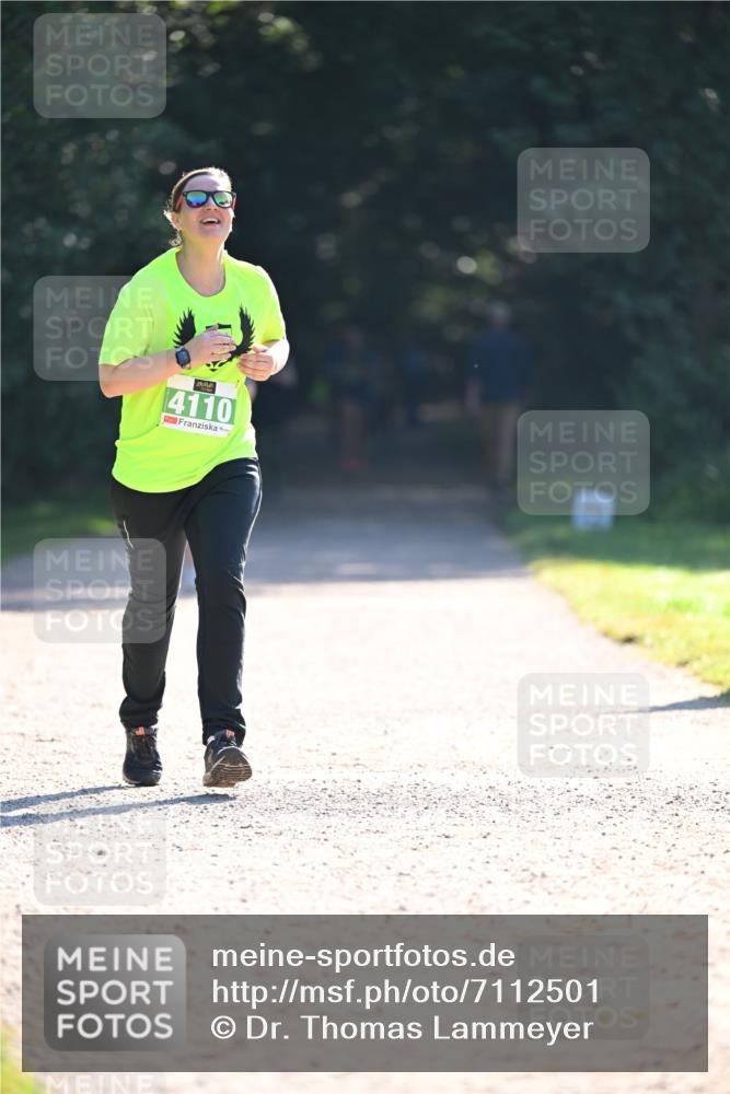 22.09.2024 - 32. Volkslauf durch das schöne Alstertal Dr. Thomas Lammeyer http://msf.ph/oto/7112501 22.09.2024 10:55:51 Laufen 4110 meine-sportfotos.de