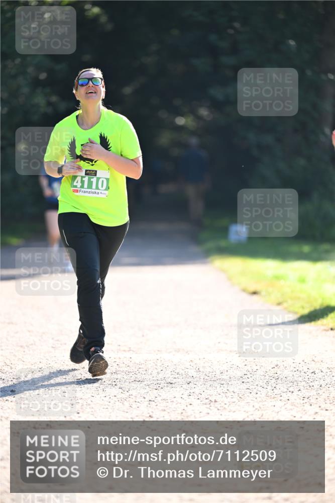 22.09.2024 - 32. Volkslauf durch das schöne Alstertal Dr. Thomas Lammeyer http://msf.ph/oto/7112509 22.09.2024 10:55:52 Laufen 4110 meine-sportfotos.de