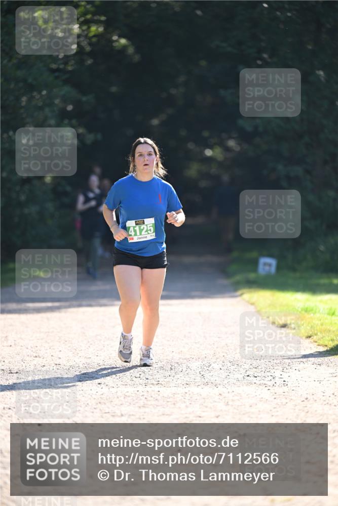 22.09.2024 - 32. Volkslauf durch das schöne Alstertal Dr. Thomas Lammeyer http://msf.ph/oto/7112566 22.09.2024 10:55:57 Laufen 4125 meine-sportfotos.de
