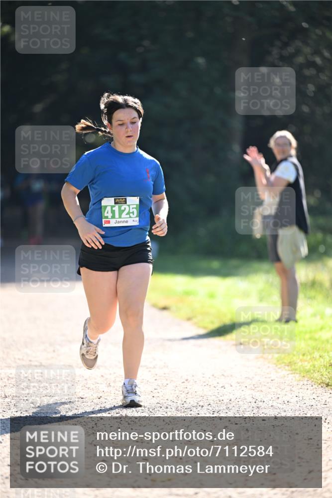 22.09.2024 - 32. Volkslauf durch das schöne Alstertal Dr. Thomas Lammeyer http://msf.ph/oto/7112584 22.09.2024 10:55:59 Laufen 4125 meine-sportfotos.de