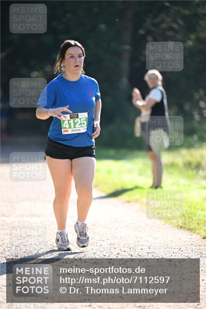 22.09.2024 - 32. Volkslauf durch das schöne Alstertal Dr. Thomas Lammeyer http://msf.ph/oto/7112597 22.09.2024 10:56:00 Laufen 4125 meine-sportfotos.de