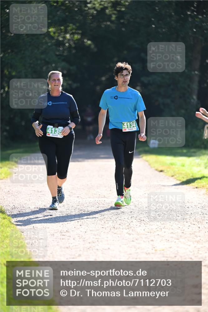 22.09.2024 - 32. Volkslauf durch das schöne Alstertal Dr. Thomas Lammeyer http://msf.ph/oto/7112703 22.09.2024 10:56:21 Laufen 4135, 4134 meine-sportfotos.de