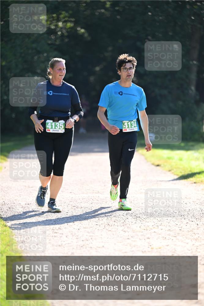 22.09.2024 - 32. Volkslauf durch das schöne Alstertal Dr. Thomas Lammeyer http://msf.ph/oto/7112715 22.09.2024 10:56:21 Laufen 4135, 4134 meine-sportfotos.de