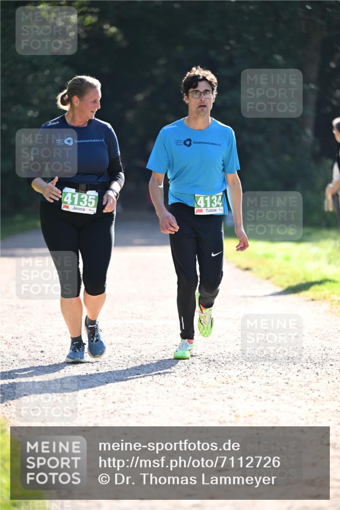 22.09.2024 - 32. Volkslauf durch das schöne Alstertal Dr. Thomas Lammeyer http://msf.ph/oto/7112726 22.09.2024 10:56:22 Laufen 4135, 4134 meine-sportfotos.de