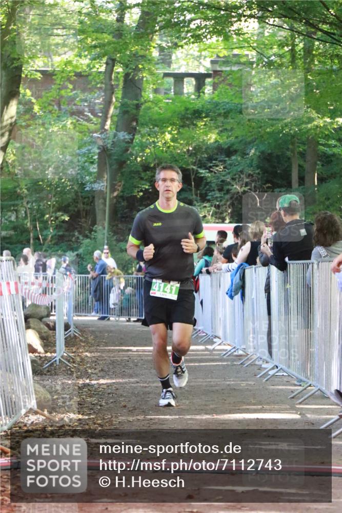 22.09.2024 - 32. Volkslauf durch das schöne Alstertal H.Heesch http://msf.ph/oto/7112743 22.09.2024 10:57:28 Ziel 4141 meine-sportfotos.de