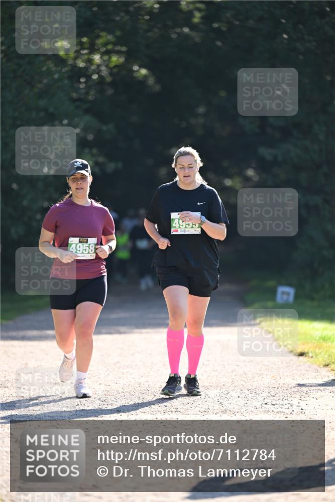 22.09.2024 - 32. Volkslauf durch das schöne Alstertal Dr. Thomas Lammeyer http://msf.ph/oto/7112784 22.09.2024 10:56:38 Laufen 4958, 4955 meine-sportfotos.de