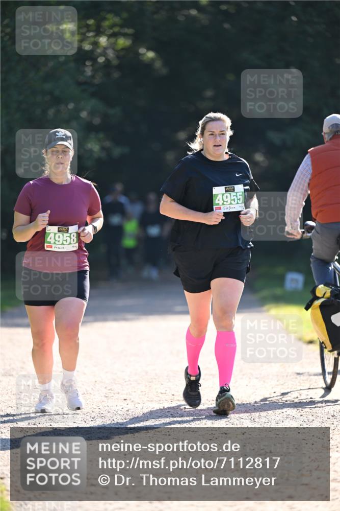 22.09.2024 - 32. Volkslauf durch das schöne Alstertal Dr. Thomas Lammeyer http://msf.ph/oto/7112817 22.09.2024 10:56:39 Laufen 4958, 4955 meine-sportfotos.de