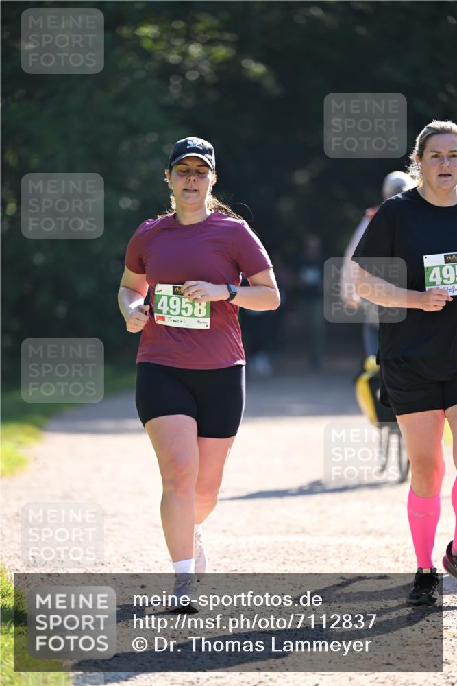 22.09.2024 - 32. Volkslauf durch das schöne Alstertal Dr. Thomas Lammeyer http://msf.ph/oto/7112837 22.09.2024 10:56:40 Laufen 4958, 49 meine-sportfotos.de