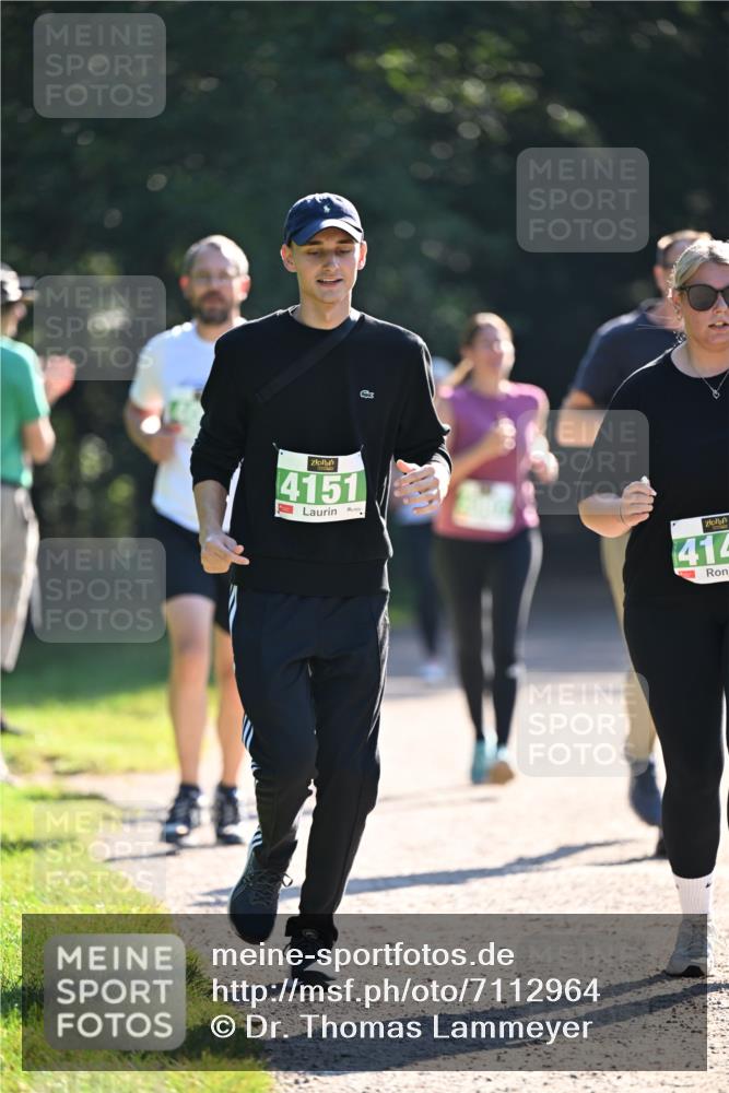22.09.2024 - 32. Volkslauf durch das schöne Alstertal Dr. Thomas Lammeyer http://msf.ph/oto/7112964 22.09.2024 10:56:56 Laufen 4151, 414 meine-sportfotos.de