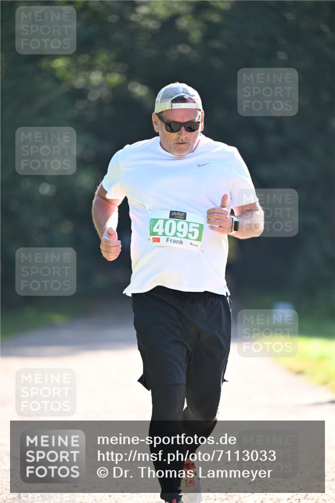 22.09.2024 - 32. Volkslauf durch das schöne Alstertal Dr. Thomas Lammeyer http://msf.ph/oto/7113033 22.09.2024 10:57:05 Laufen 4095 meine-sportfotos.de