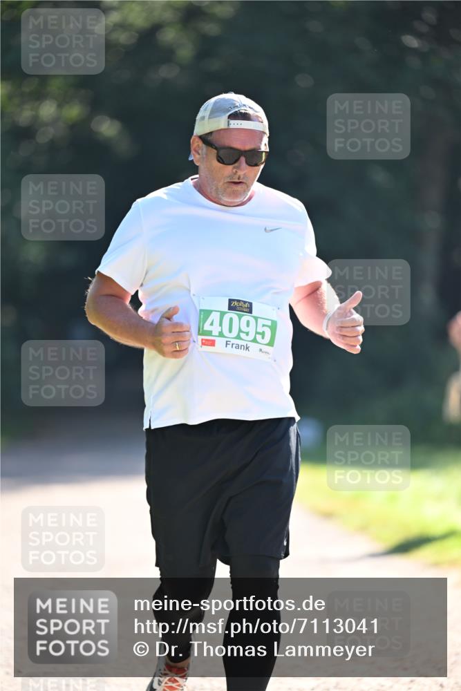 22.09.2024 - 32. Volkslauf durch das schöne Alstertal Dr. Thomas Lammeyer http://msf.ph/oto/7113041 22.09.2024 10:57:05 Laufen 4095 meine-sportfotos.de