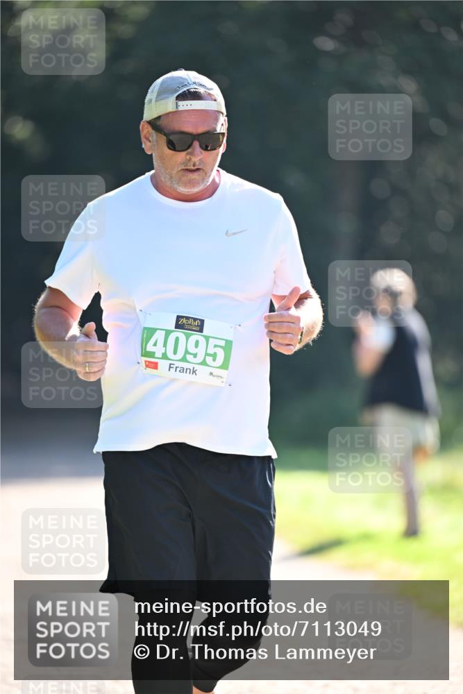 22.09.2024 - 32. Volkslauf durch das schöne Alstertal Dr. Thomas Lammeyer http://msf.ph/oto/7113049 22.09.2024 10:57:06 Laufen 4095 meine-sportfotos.de