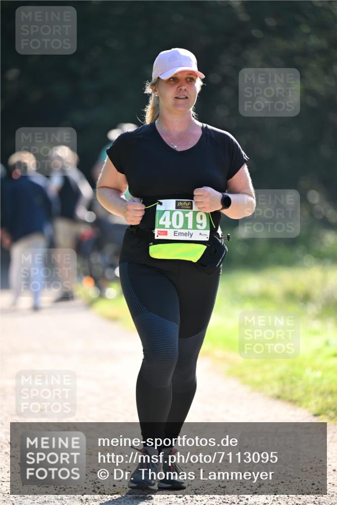 22.09.2024 - 32. Volkslauf durch das schöne Alstertal Dr. Thomas Lammeyer http://msf.ph/oto/7113095 22.09.2024 10:57:42 Laufen 4019 meine-sportfotos.de