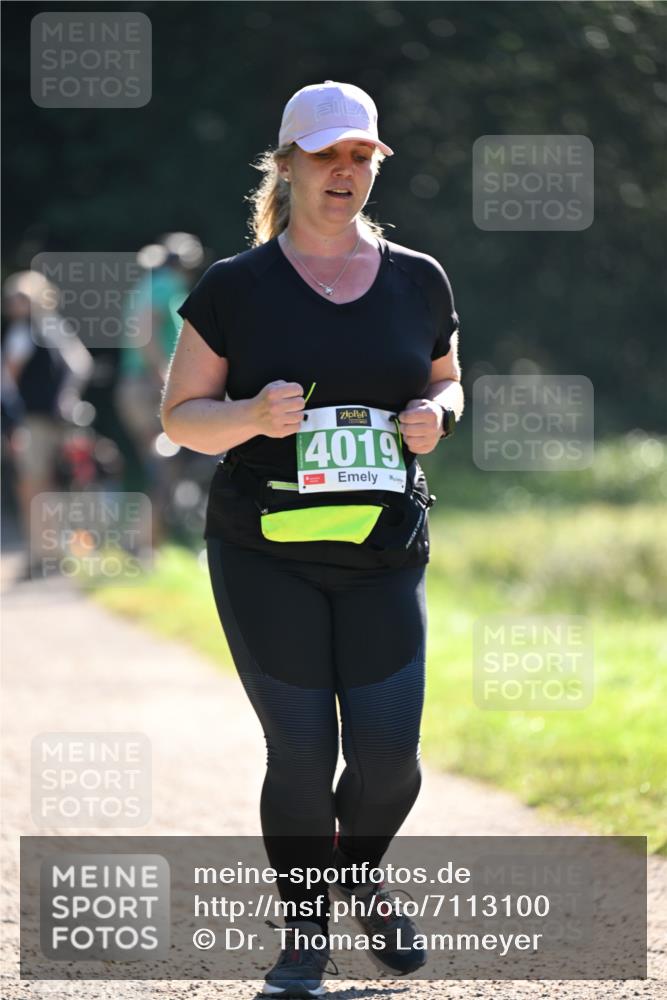 22.09.2024 - 32. Volkslauf durch das schöne Alstertal Dr. Thomas Lammeyer http://msf.ph/oto/7113100 22.09.2024 10:57:42 Laufen 4019 meine-sportfotos.de