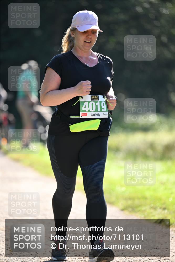 22.09.2024 - 32. Volkslauf durch das schöne Alstertal Dr. Thomas Lammeyer http://msf.ph/oto/7113101 22.09.2024 10:57:42 Laufen 4019 meine-sportfotos.de