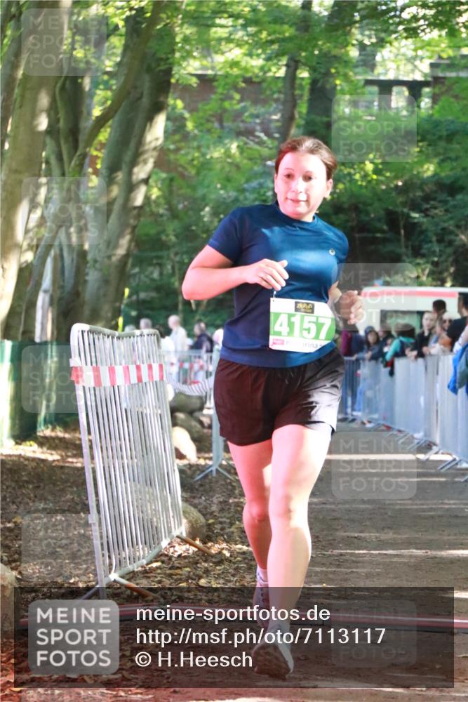 22.09.2024 - 32. Volkslauf durch das schöne Alstertal H.Heesch http://msf.ph/oto/7113117 22.09.2024 10:58:08 Ziel 4100, 4157 meine-sportfotos.de