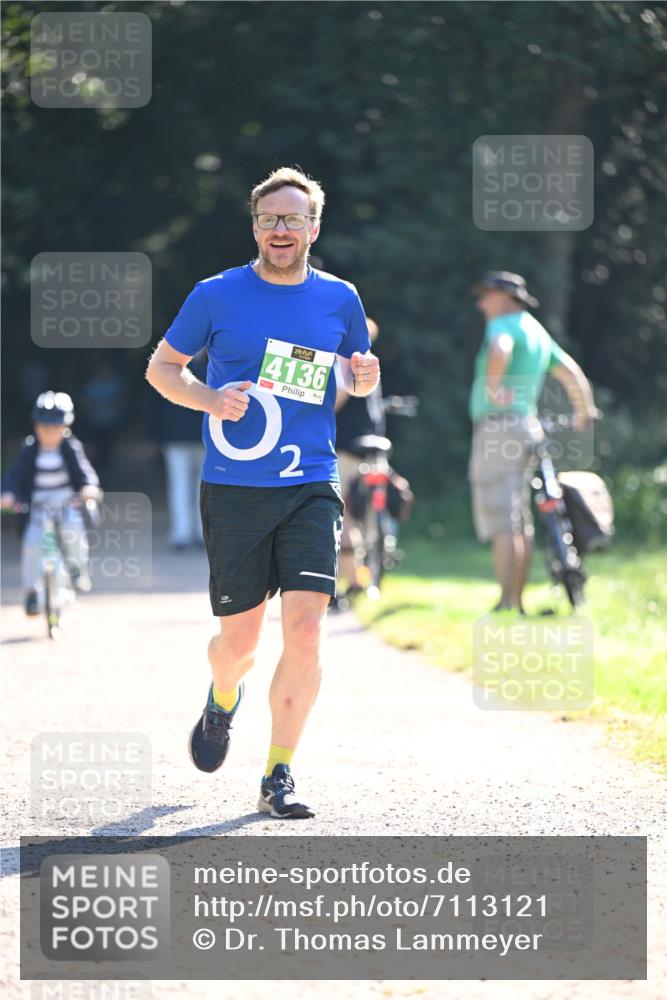 22.09.2024 - 32. Volkslauf durch das schöne Alstertal Dr. Thomas Lammeyer http://msf.ph/oto/7113121 22.09.2024 10:57:57 Laufen 4136 meine-sportfotos.de