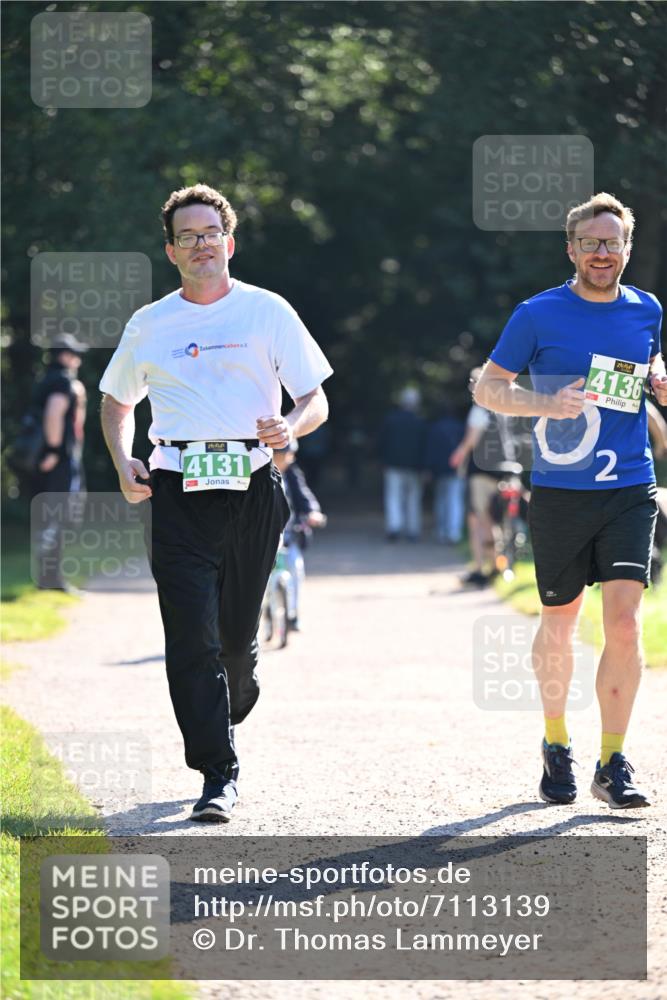 22.09.2024 - 32. Volkslauf durch das schöne Alstertal Dr. Thomas Lammeyer http://msf.ph/oto/7113139 22.09.2024 10:57:58 Laufen 4136, 4131 meine-sportfotos.de