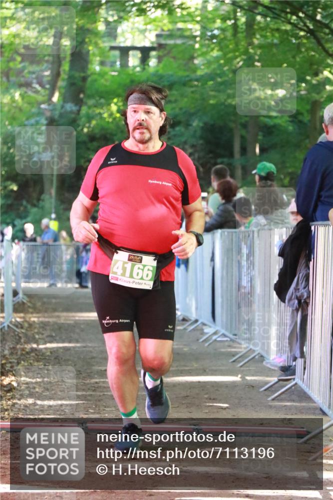 22.09.2024 - 32. Volkslauf durch das schöne Alstertal H.Heesch http://msf.ph/oto/7113196 22.09.2024 10:58:30 Ziel 4166 meine-sportfotos.de