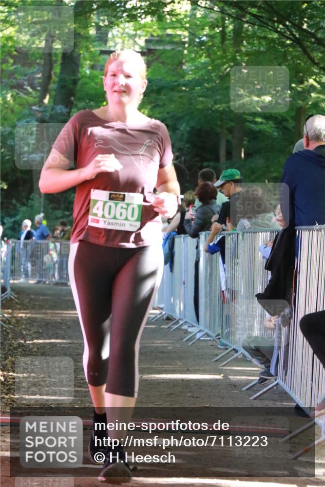 22.09.2024 - 32. Volkslauf durch das schöne Alstertal H.Heesch http://msf.ph/oto/7113223 22.09.2024 10:58:57 Ziel 4060 meine-sportfotos.de