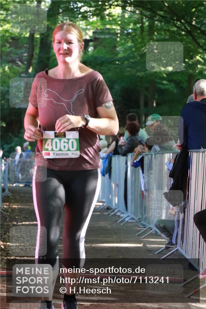 22.09.2024 - 32. Volkslauf durch das schöne Alstertal H.Heesch http://msf.ph/oto/7113241 22.09.2024 10:58:57 Ziel 4060 meine-sportfotos.de