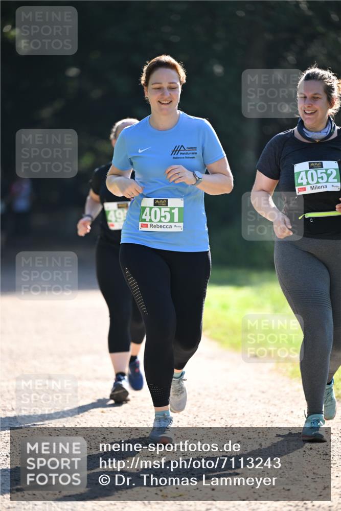 22.09.2024 - 32. Volkslauf durch das schöne Alstertal Dr. Thomas Lammeyer http://msf.ph/oto/7113243 22.09.2024 10:58:29 Laufen 49, 4051, 4052 meine-sportfotos.de