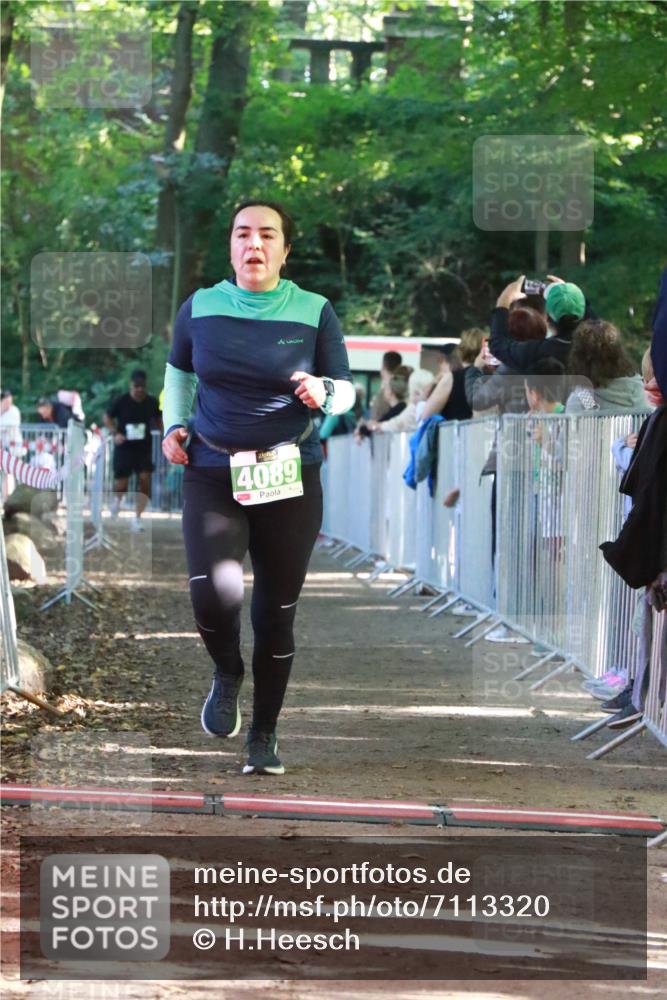 22.09.2024 - 32. Volkslauf durch das schöne Alstertal H.Heesch http://msf.ph/oto/7113320 22.09.2024 10:59:10 Ziel 4067, 4068, 4089 meine-sportfotos.de