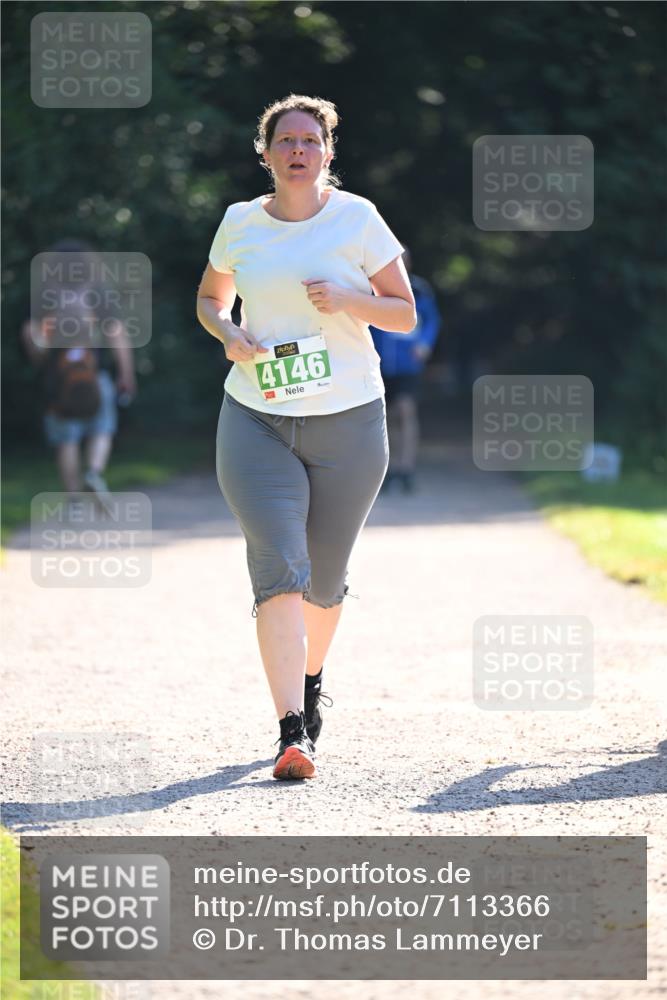 22.09.2024 - 32. Volkslauf durch das schöne Alstertal Dr. Thomas Lammeyer http://msf.ph/oto/7113366 22.09.2024 10:59:09 Laufen 4146 meine-sportfotos.de