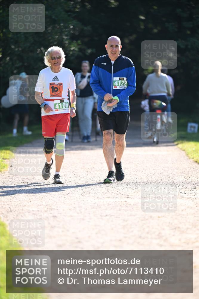 22.09.2024 - 32. Volkslauf durch das schöne Alstertal Dr. Thomas Lammeyer http://msf.ph/oto/7113410 22.09.2024 10:59:19 Laufen 10, 14, 4106, 4122 meine-sportfotos.de