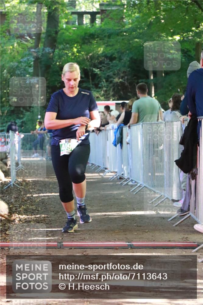22.09.2024 - 32. Volkslauf durch das schöne Alstertal H.Heesch http://msf.ph/oto/7113643 22.09.2024 11:00:05 Ziel 4090 meine-sportfotos.de