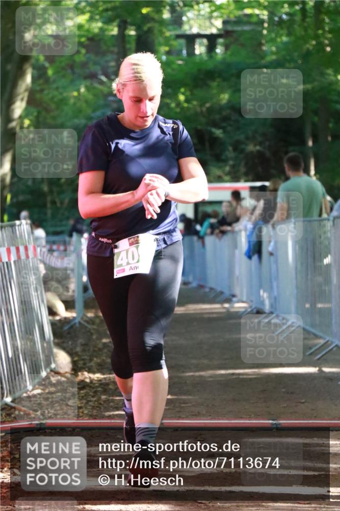 22.09.2024 - 32. Volkslauf durch das schöne Alstertal H.Heesch http://msf.ph/oto/7113674 22.09.2024 11:00:06 Ziel 4090 meine-sportfotos.de