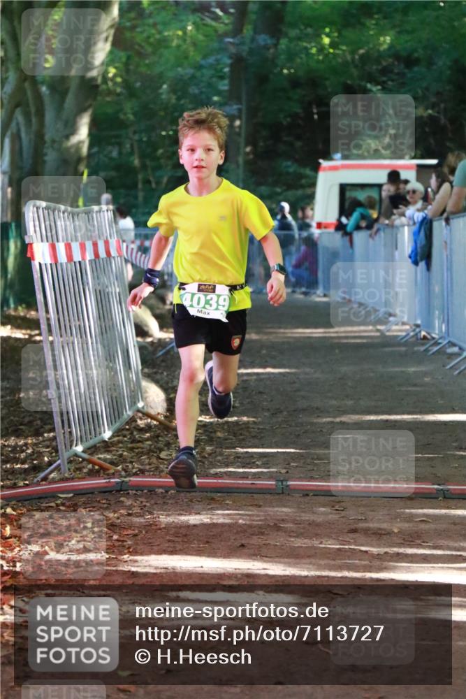 22.09.2024 - 32. Volkslauf durch das schöne Alstertal H.Heesch http://msf.ph/oto/7113727 22.09.2024 11:00:14 Ziel 4039 meine-sportfotos.de