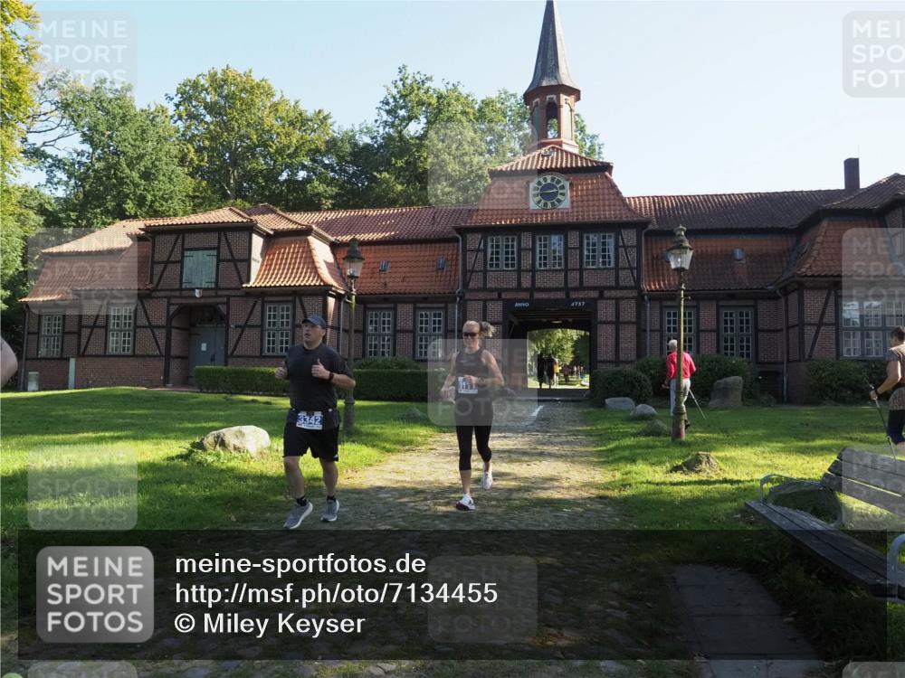 22.09.2024 - 32. Volkslauf durch das schöne Alstertal Miley Keyser http://msf.ph/oto/7134455 22.09.2024 11:00:12 Laufen 3342 meine-sportfotos.de