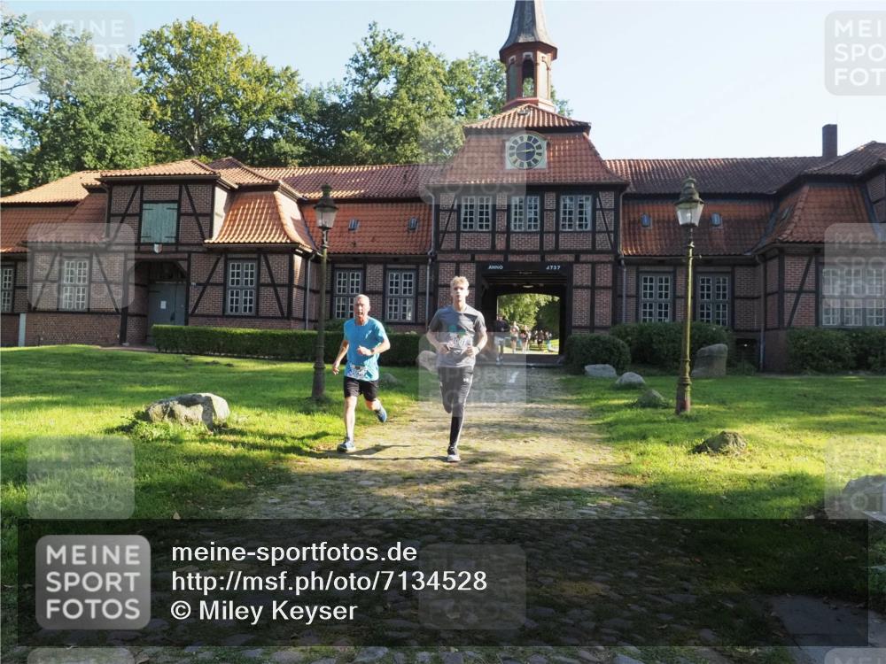 22.09.2024 - 32. Volkslauf durch das schöne Alstertal Miley Keyser http://msf.ph/oto/7134528 22.09.2024 10:59:41 Laufen  meine-sportfotos.de