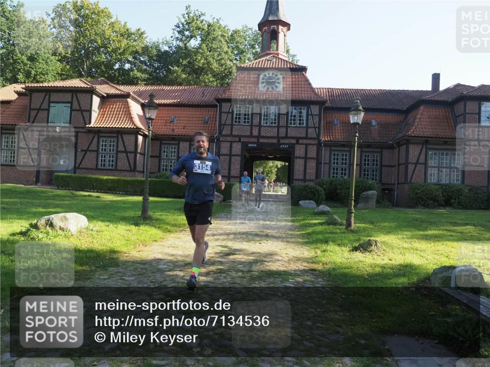 22.09.2024 - 32. Volkslauf durch das schöne Alstertal Miley Keyser http://msf.ph/oto/7134536 22.09.2024 10:59:39 Laufen 3154, 1757 meine-sportfotos.de