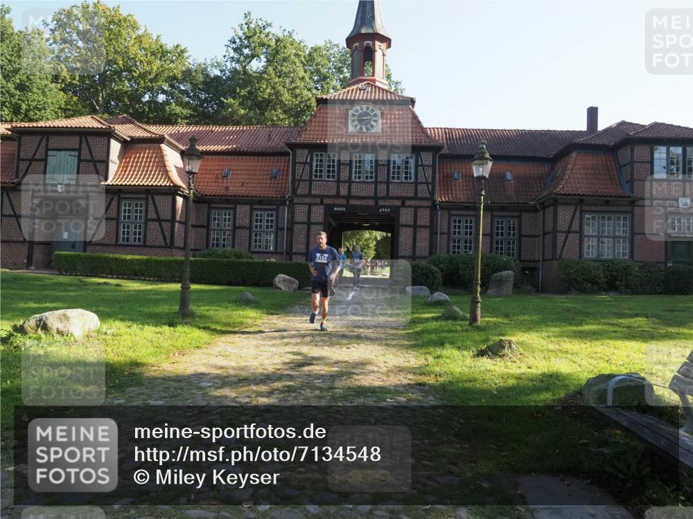 22.09.2024 - 32. Volkslauf durch das schöne Alstertal Miley Keyser http://msf.ph/oto/7134548 22.09.2024 10:59:37 Laufen 3154, 4757 meine-sportfotos.de