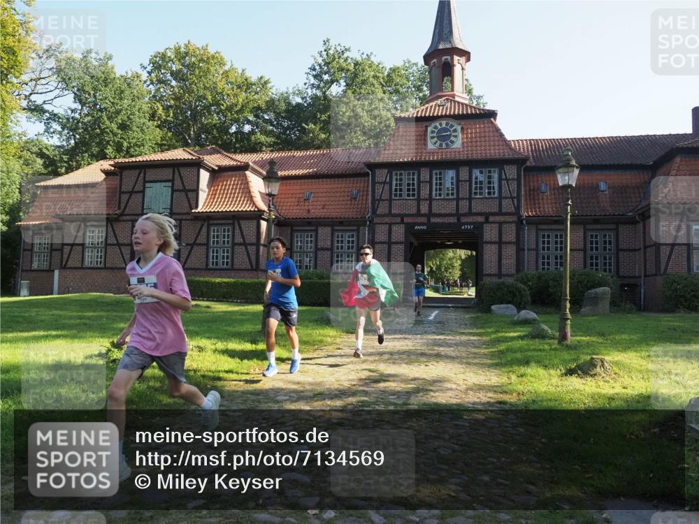 22.09.2024 - 32. Volkslauf durch das schöne Alstertal Miley Keyser http://msf.ph/oto/7134569 22.09.2024 10:59:19 Laufen 3757 meine-sportfotos.de